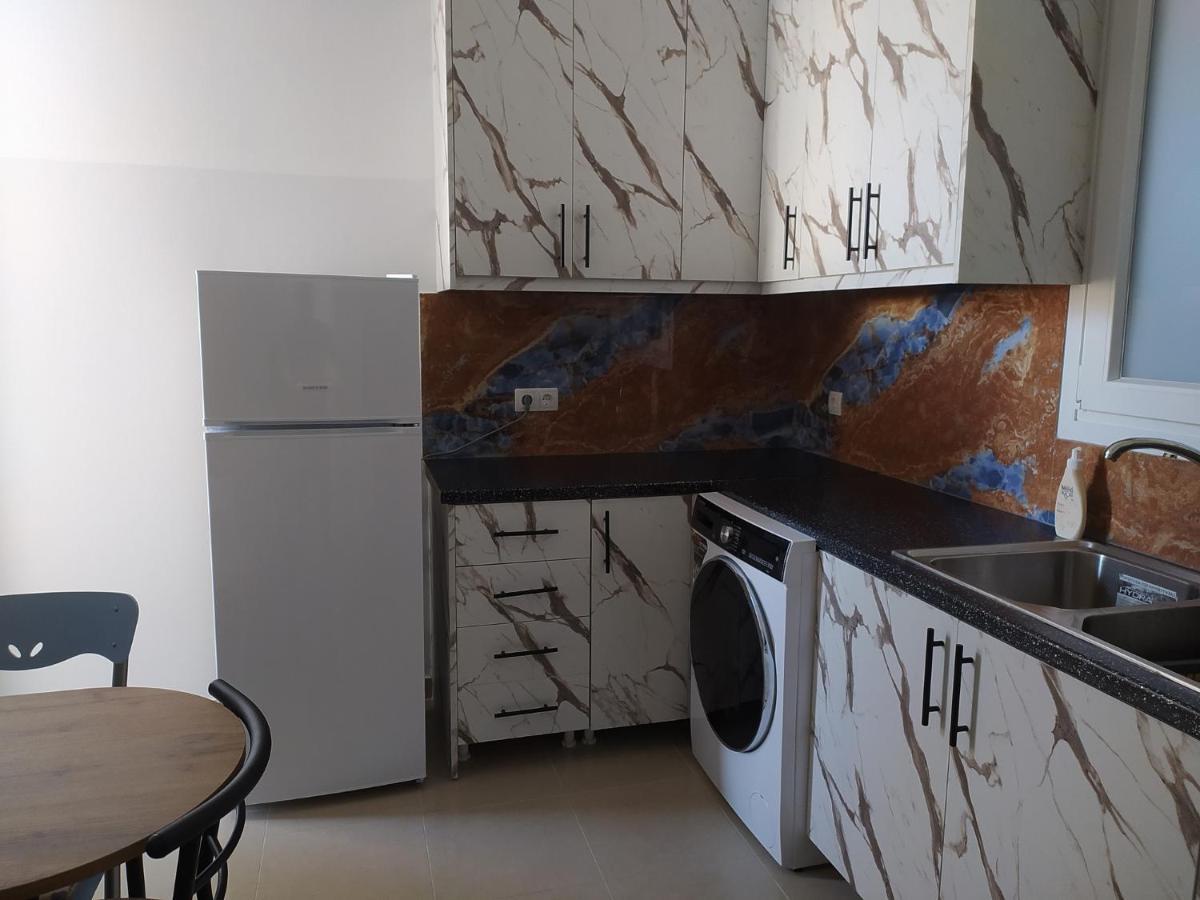 Helen'S Downtown Apartment Ioannina Buitenkant foto